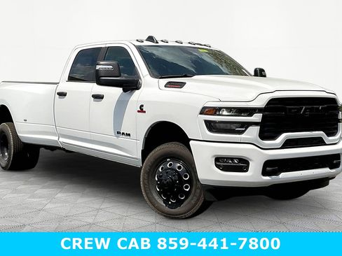New 2026 RAM 3500 Big Horn AWD/4WD image 3