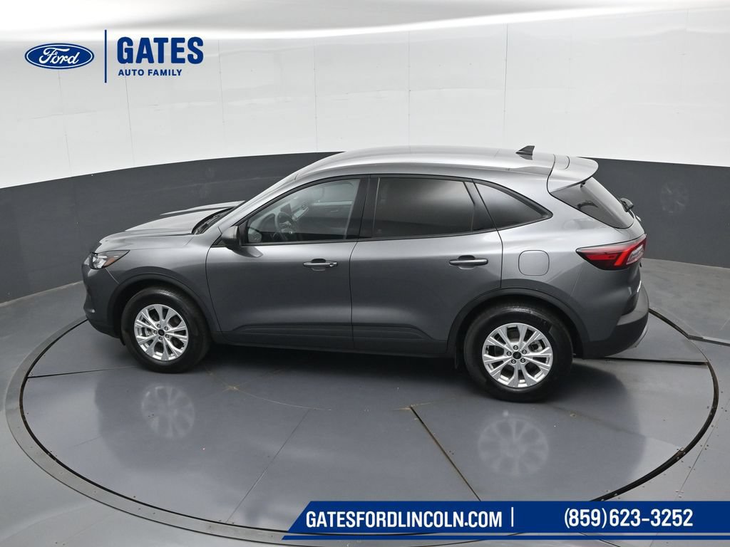 Used 2025 Ford Escape Active AWD/4WD image 51