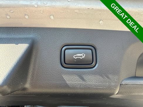 Used 2022 Hyundai Palisade Limited FWD image 6