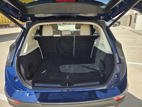 Used 2019 Lincoln MKC Black Label AWD/4WD image 17