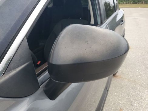 Used 2021 Nissan Rogue S image 21