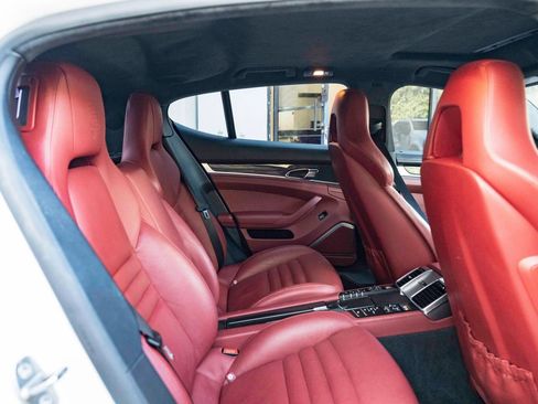 Used 2016 Porsche Panamera GTS AWD/4WD image 43