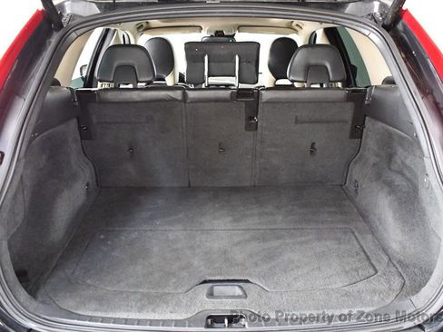 Used 2012 Volvo XC60 T6 R-Design image 46