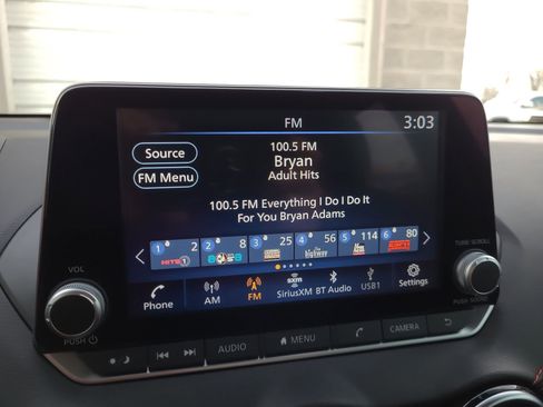 Used 2024 Nissan Sentra SR w/ SR Premium Package image 19