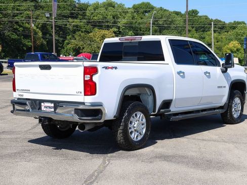 Used 2021 Chevrolet Silverado 2500 LTZ w/ LTZ Convenience Package AWD/4WD image 3