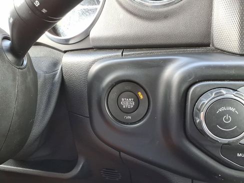 Used 2021 Jeep Wrangler Unlimited Sahara w/ Cold Weather Group image 33