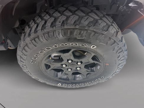 Used 2023 Jeep Wrangler Unlimited w/ Cold Weather Group AWD/4WD image 9