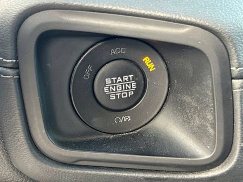 Used 2024 Jeep Wrangler Unlimited Rubicon 4xe AWD/4WD image 23