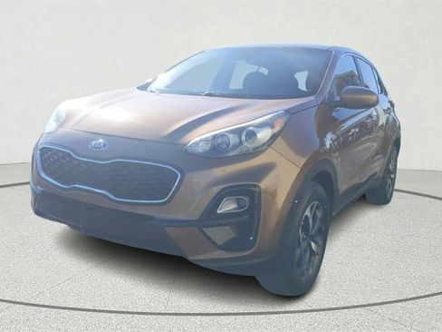 Used 2021 Kia Sportage LX image 3