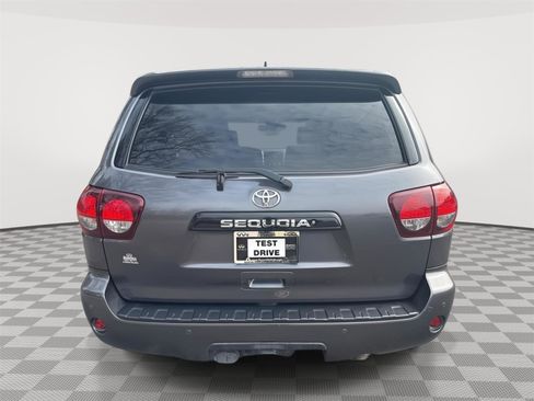 Used 2018 Toyota Sequoia TRD Sport image 6