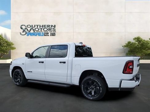 New 2026 RAM 1500 Express AWD/4WD image 3