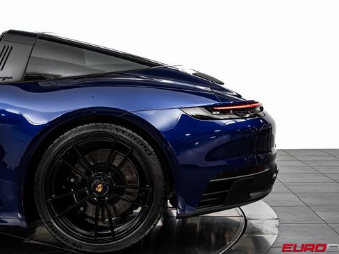 Used 2023 Porsche 911 Targa 4 GTS image 18