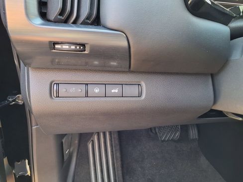 New 2026 Nissan Pathfinder SL AWD/4WD image 22