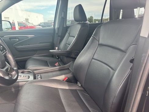 Used 2022 Honda Pilot Special Edition image 9