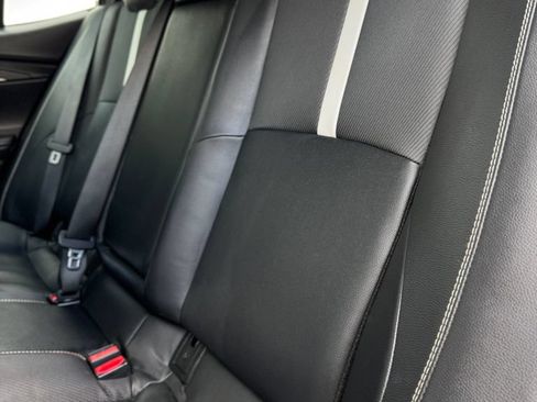 Used 2025 Toyota Camry SE FWD image 31