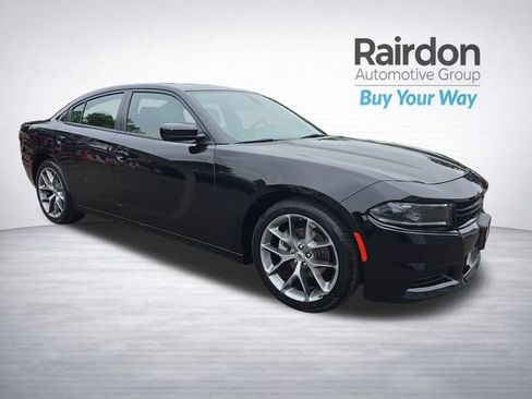 Used 2022 Dodge Charger SXT w/ Plus Group RWD image 1
