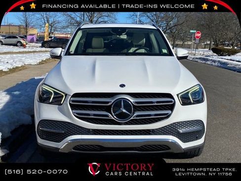 Used 2020 Mercedes-Benz GLE 350 4MATIC w/ Premium Package image 2