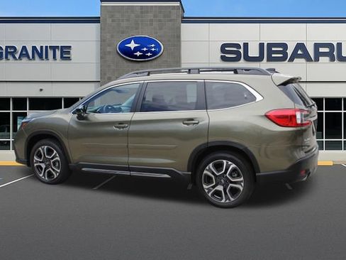 Used 2025 Subaru Ascent Limited AWD/4WD image 8