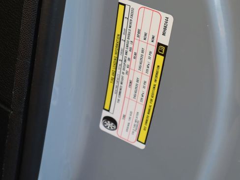 Used 2021 Dodge Challenger R/T Scat Pack RWD image 27