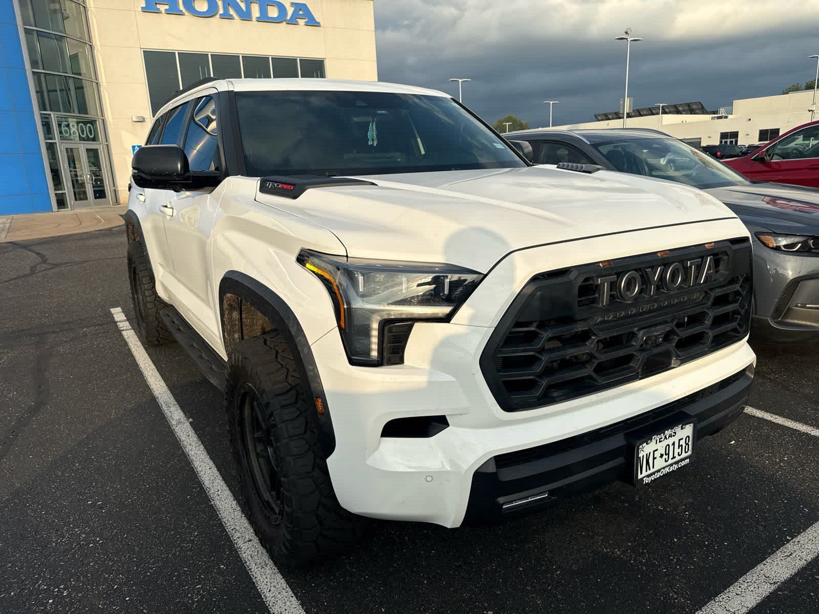 Used 2024 Toyota Sequoia TRD Pro AWD/4WD image 2
