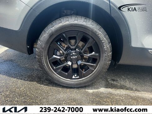 Certified 2023 Kia Telluride SX X-Pro AWD/4WD image 9