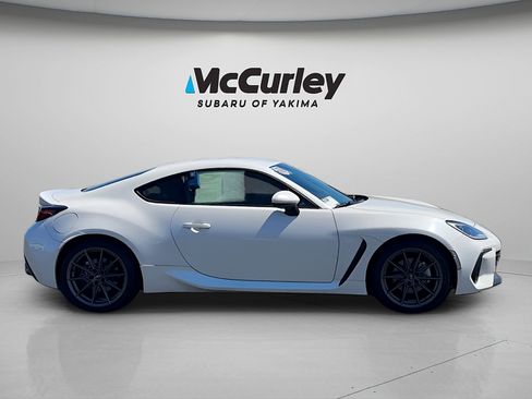 Used 2022 Subaru BRZ Limited RWD image 4