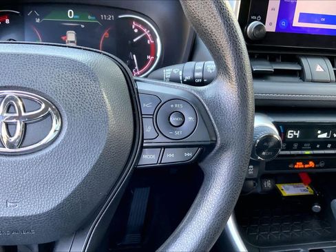 Used 2023 Toyota RAV4 XLE image 24