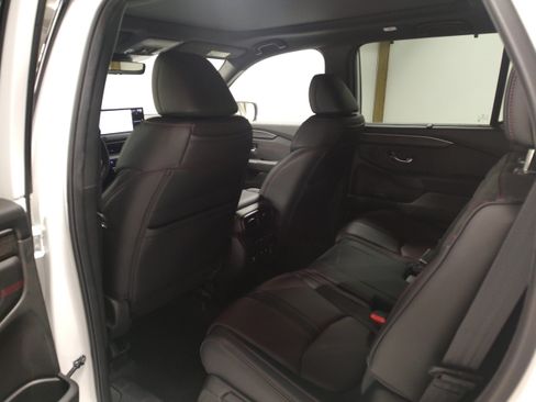 New 2026 Honda Pilot Black Edition image 10