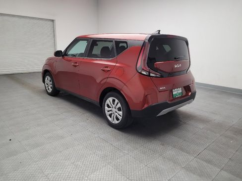 Used 2023 Kia Soul LX FWD image 5