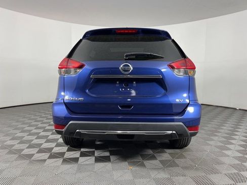 Used 2018 Nissan Rogue SV w/ Sun & Sound Touring Package image 6