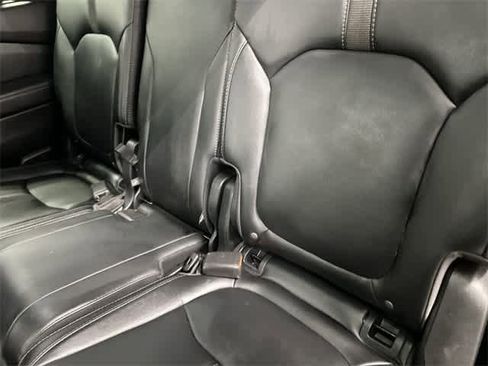 Certified 2025 Honda Pilot EX-L image 11