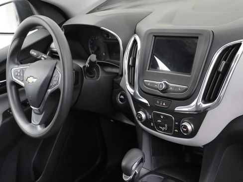 Used 2023 Chevrolet Equinox LS w/ Driver Confidence II Package FWD image 22