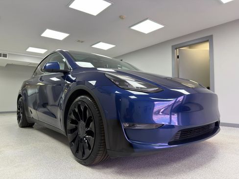 Used 2022 Tesla Model Y Performance AWD/4WD image 4