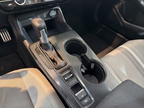 Used 2025 Honda Civic Sport image 25