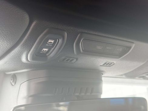 Used 2021 Jeep Wrangler Unlimited Sahara AWD/4WD image 24