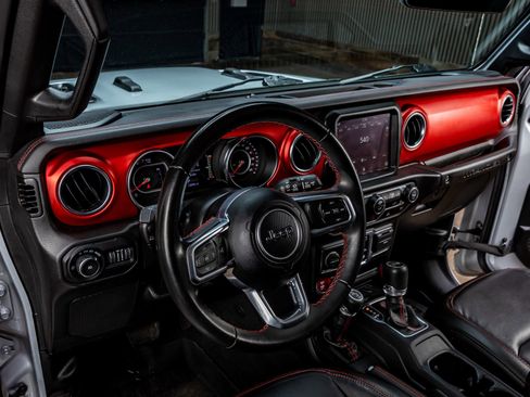 Used 2022 Jeep Wrangler Rubicon AWD/4WD image 16