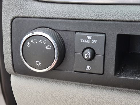 Used 2008 Chevrolet Silverado 1500 LTZ w/ Safety Package RWD image 15