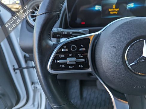 Used 2023 Mercedes-Benz GLB 250 4MATIC image 19