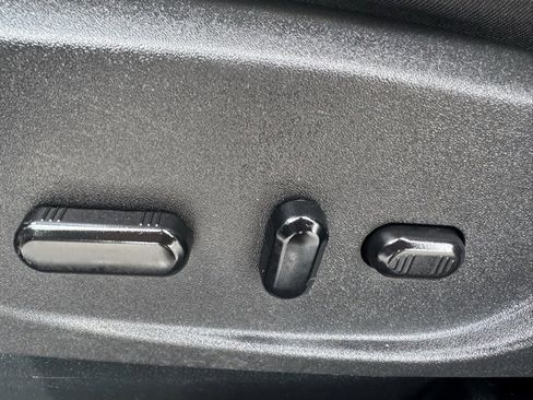 Used 2018 Ford Escape SEL image 29