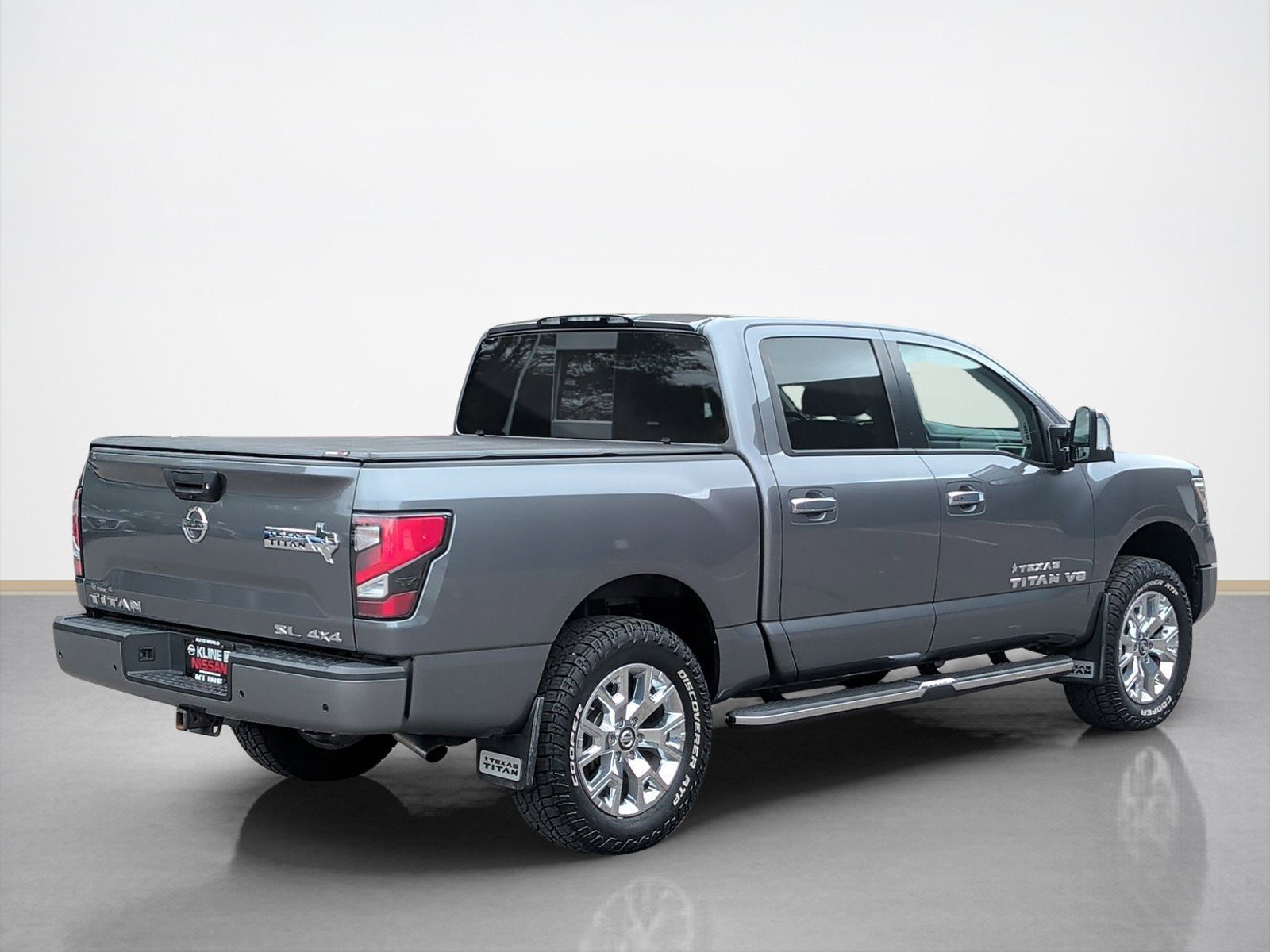 Certified 2020 Nissan Titan SL w/ Moonroof Package AWD/4WD image 5