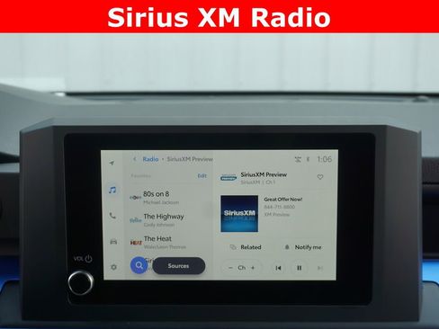 Used 2025 Toyota Tacoma TRD Off-Road AWD/4WD image 8