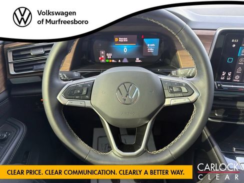 Used 2024 Volkswagen Atlas SE FWD image 14