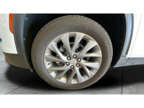 Used 2025 Buick Enclave Preferred w/ Power Package AWD/4WD image 21