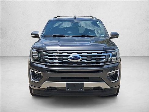 Used 2018 Ford Expedition Limited w/ Equipment Group 302A AWD/4WD image 2