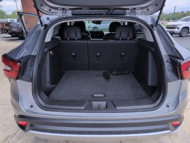 Used 2025 Chevrolet Trax LT FWD image 21