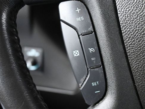 Used 2020 Chevrolet Express 2500 w/ Driver Convenience Package image 5