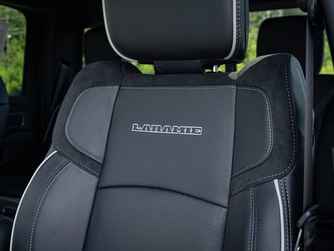 New 2026 RAM 3500 Laramie AWD/4WD image 26
