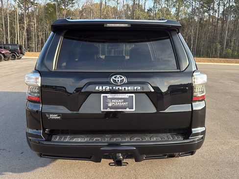 Used 2022 Toyota 4Runner TRD Sport w/ Technology Package image 7