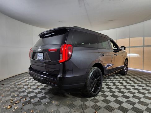 New 2025 Ford Expedition Platinum w/ Stealth Appearance Package image 7