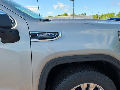 Used 2024 GMC Sierra 1500 Denali AWD/4WD image 6